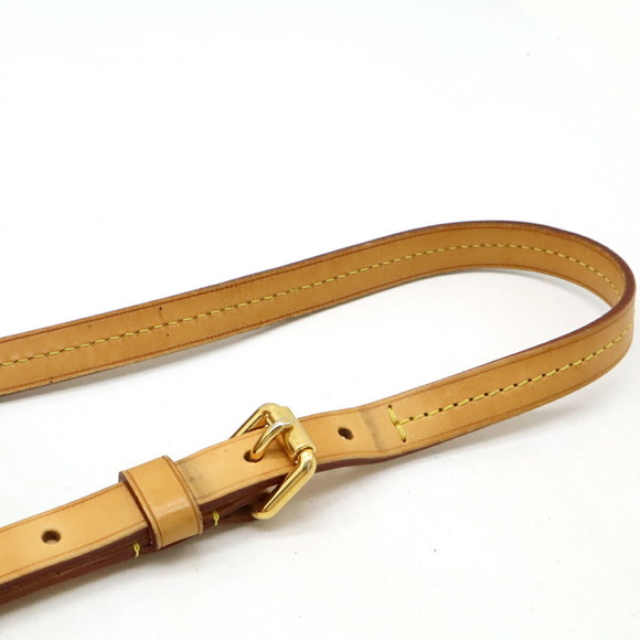 LOUIS VUITTON Brown Monogram Shoulder Bag - Picture 6 of 10